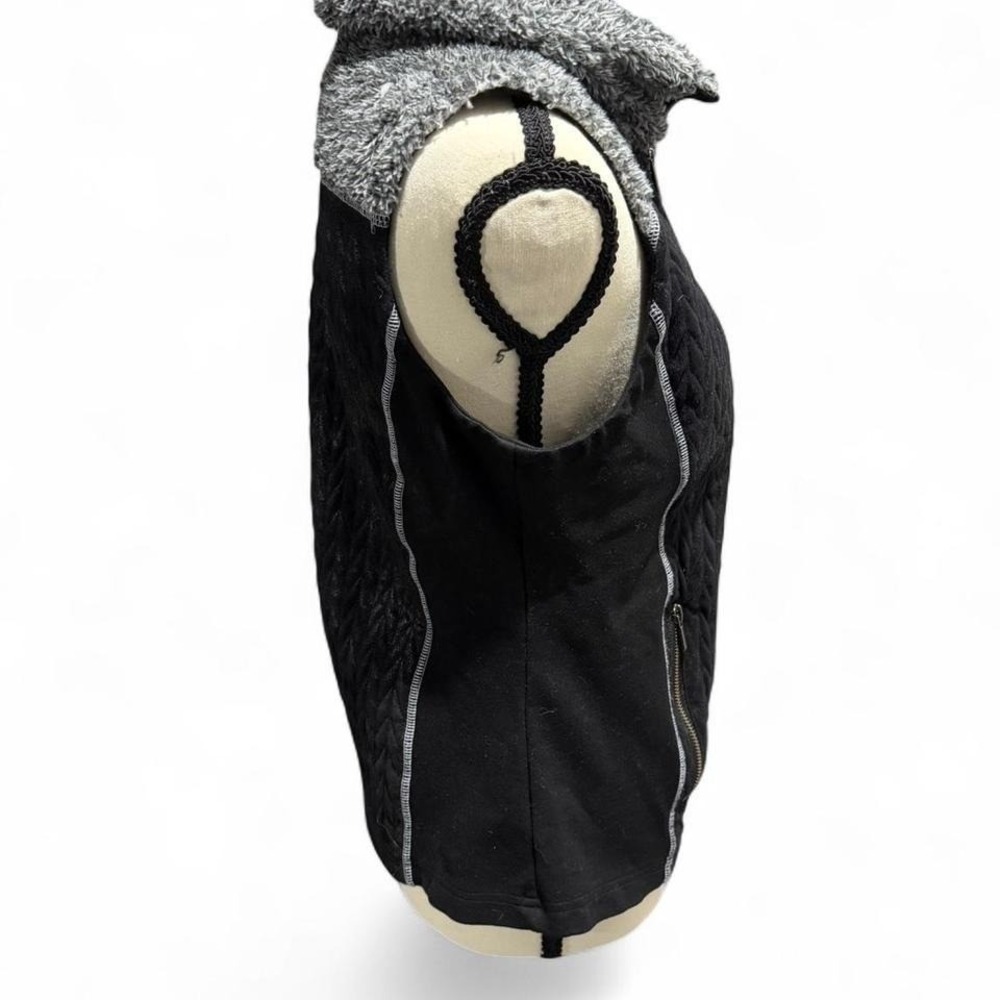 Wooly Bully Wear Fearless Black‎ Quilted Sherpa Zip Vest — Women's Small - Picture 5 of 8